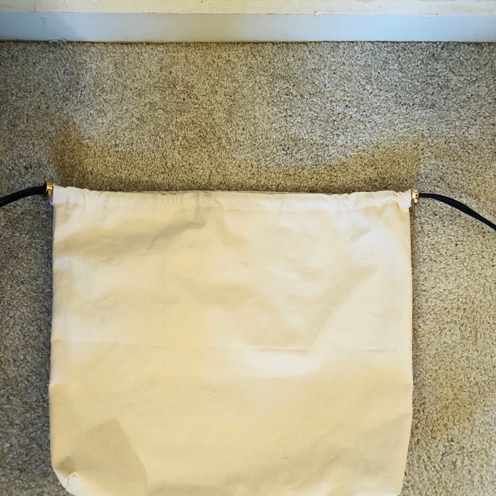 Gucci Rambler Reversible Tote - Picture 11 of 16